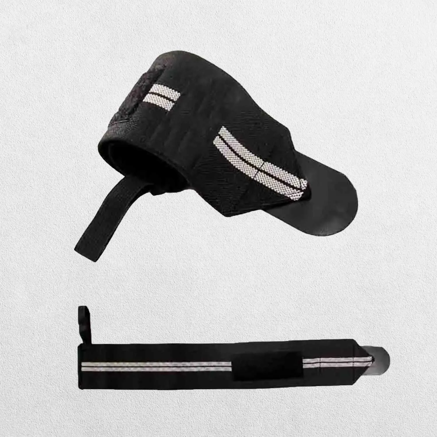 Elastic Wrist Wraps with Durable Support for Weightlifting & Powerlifting Workouts