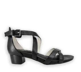 FRANKiE4 GINA BLACK