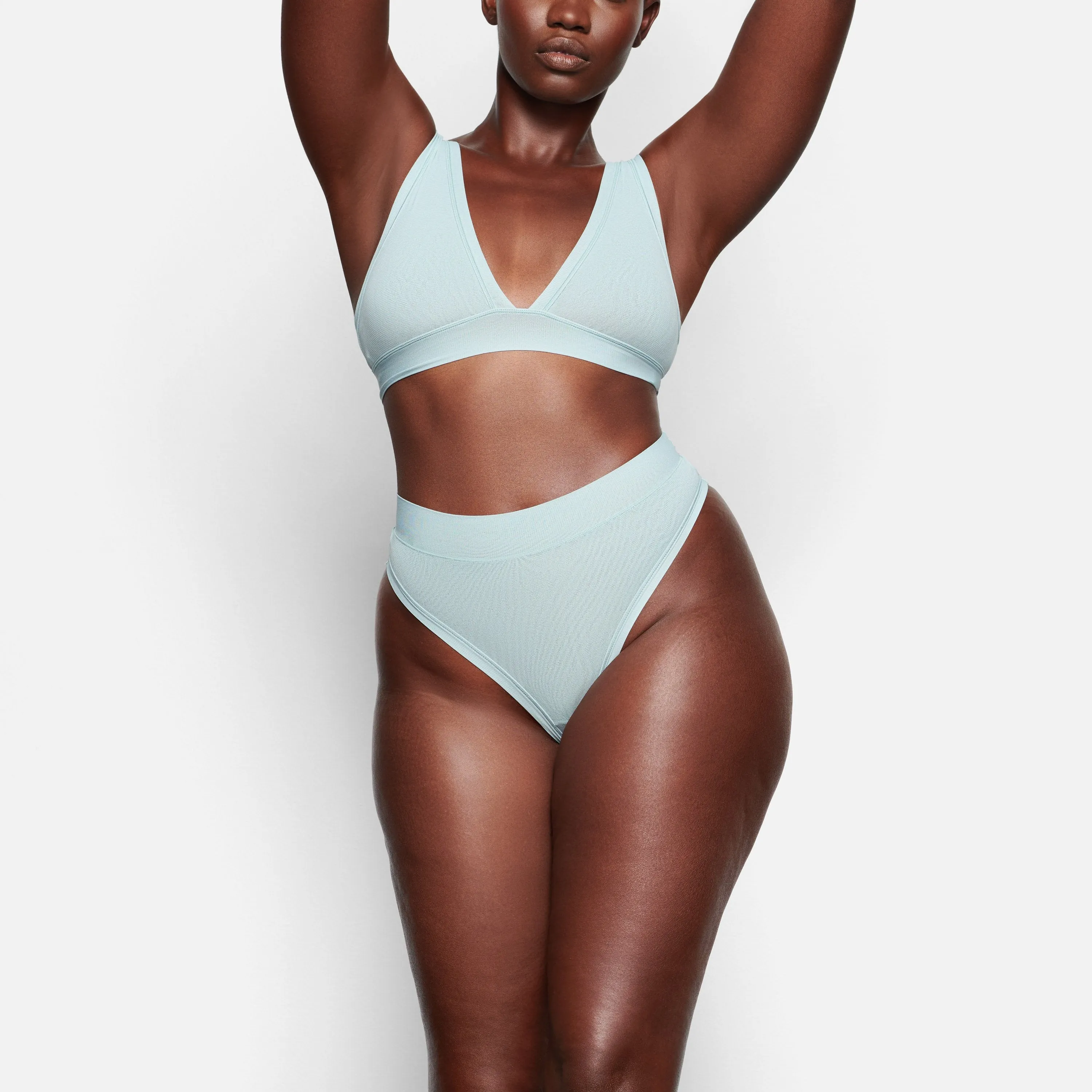 SUMMER MESH THONG | SKY